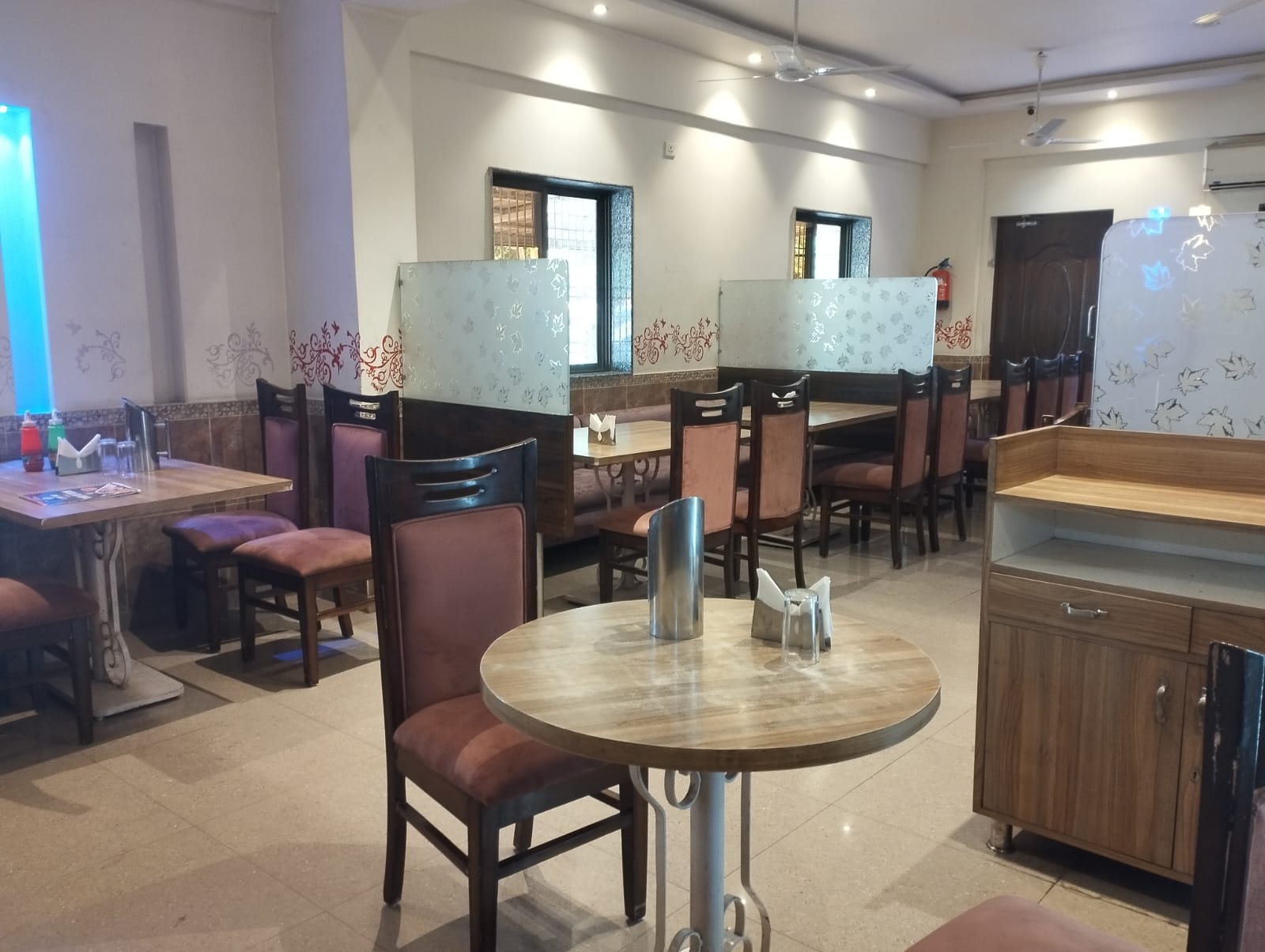 Hotel Sai Grand Restaurant